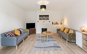 Delightful Family Getaway Cornwall
