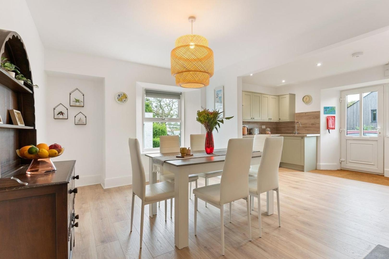 Delightful Family Getaway Cornwall Mawnan Smith Exterior photo